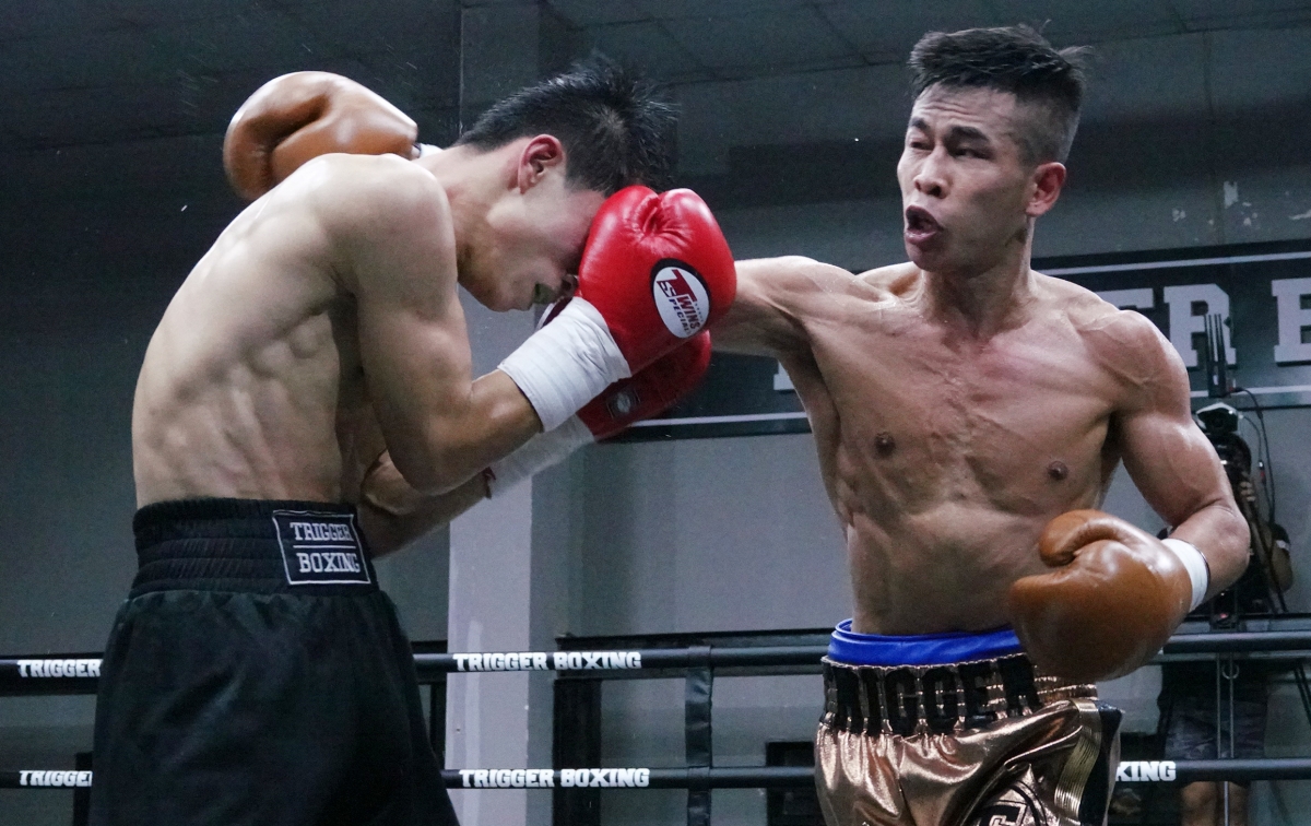 Văn Thảo hạ knock out võ sĩ bất bại của Thái Lan chỉ sau 2 hiệp thi đấu