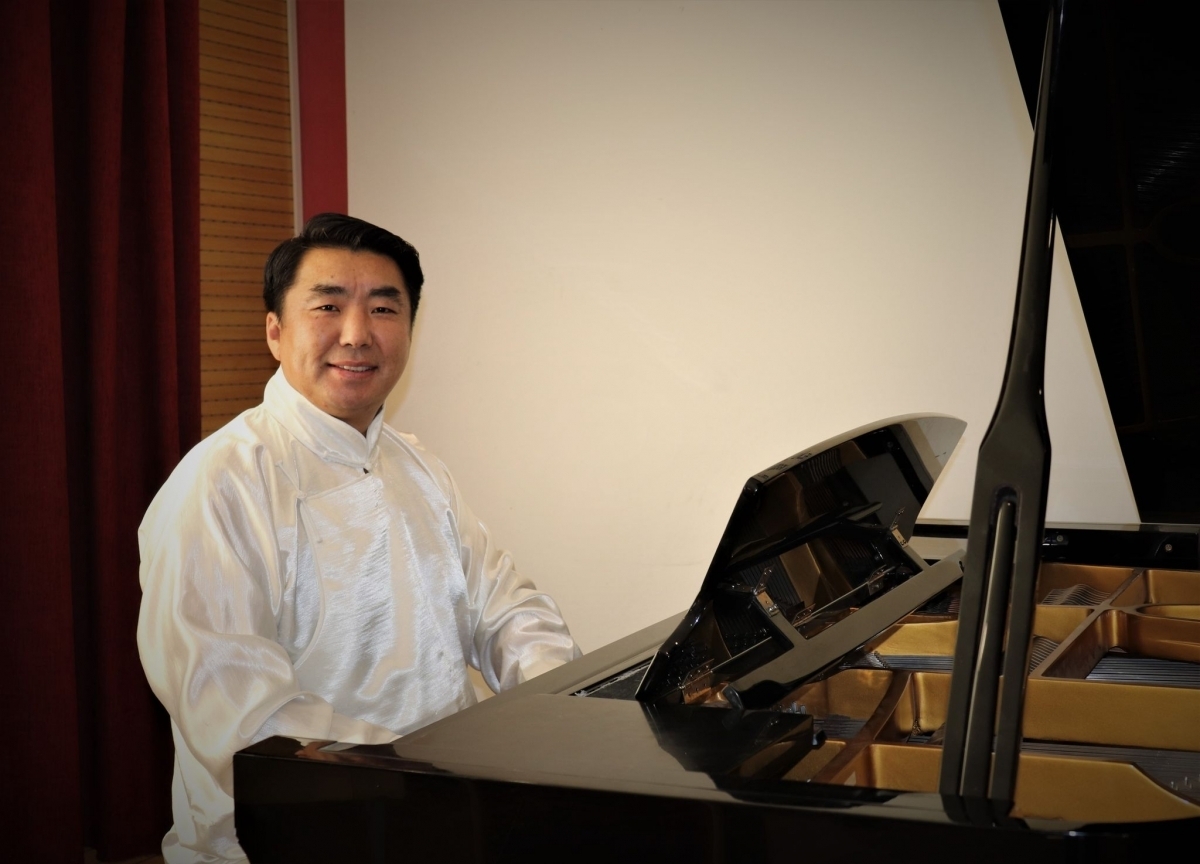 Nhạc sĩ Ariunbold Dashdorj-Ông  biết đến cuộc thi "Hát lên Việt Nam - Let’s sing Vietnam" từ đại diện của Bộ Văn hoá Mông Cổ.