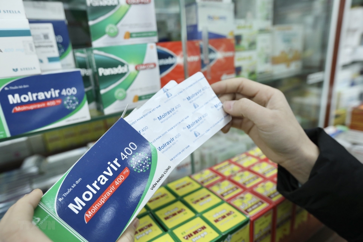 Thuốc molnupiravir dự kiến sẽ được phân phối theo 2 cách: cấp phát miễn phí và người dân tự mua.