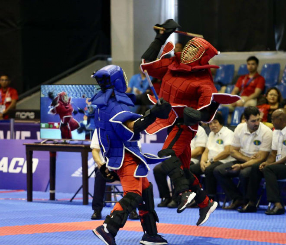 Tại SEA Games 30, các võ sỹ võ gậy của Việt Nam thi đấu đạt thành tích tốt