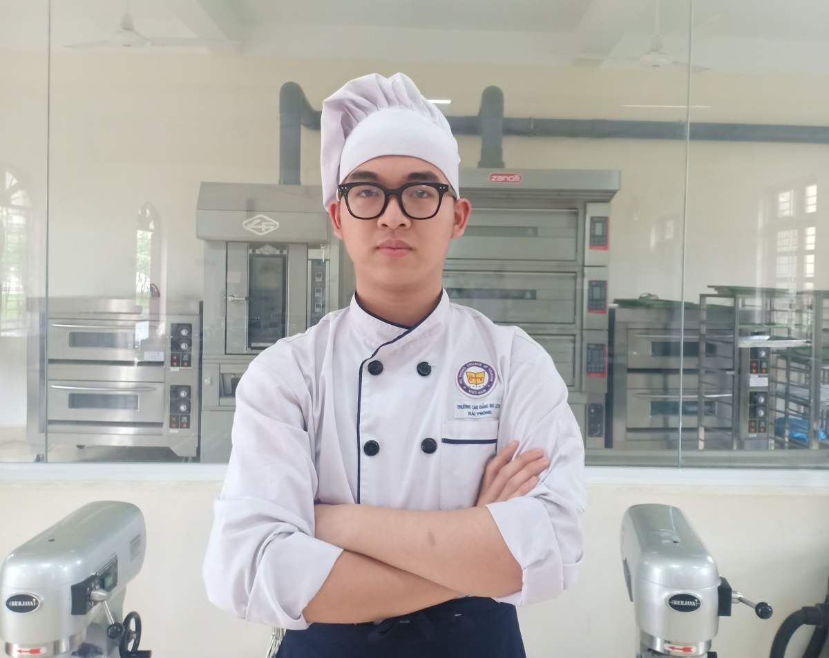 Nguyễn Tiến Đạt với ước mơ tương lai có thể mở chuỗi nhà hàng, tiệm bánh