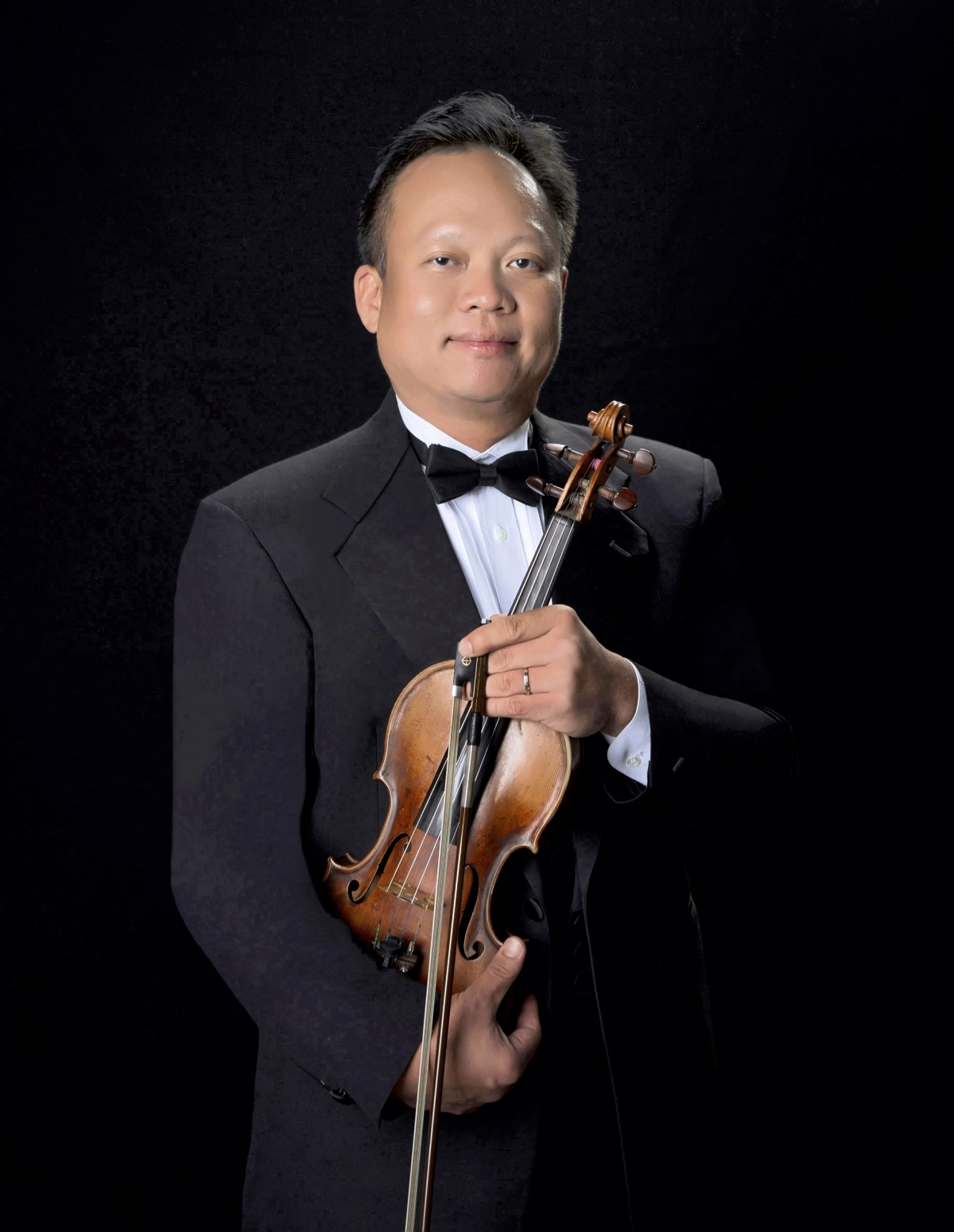 Chương Vũ - Nghệ sĩ violon người Mỹ gốc Việt 