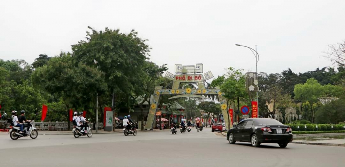 Hà Nội khai trương phố đi bộ Thành cổ Sơn Tây phục dụ du khách nhân dịp SEA Games 31