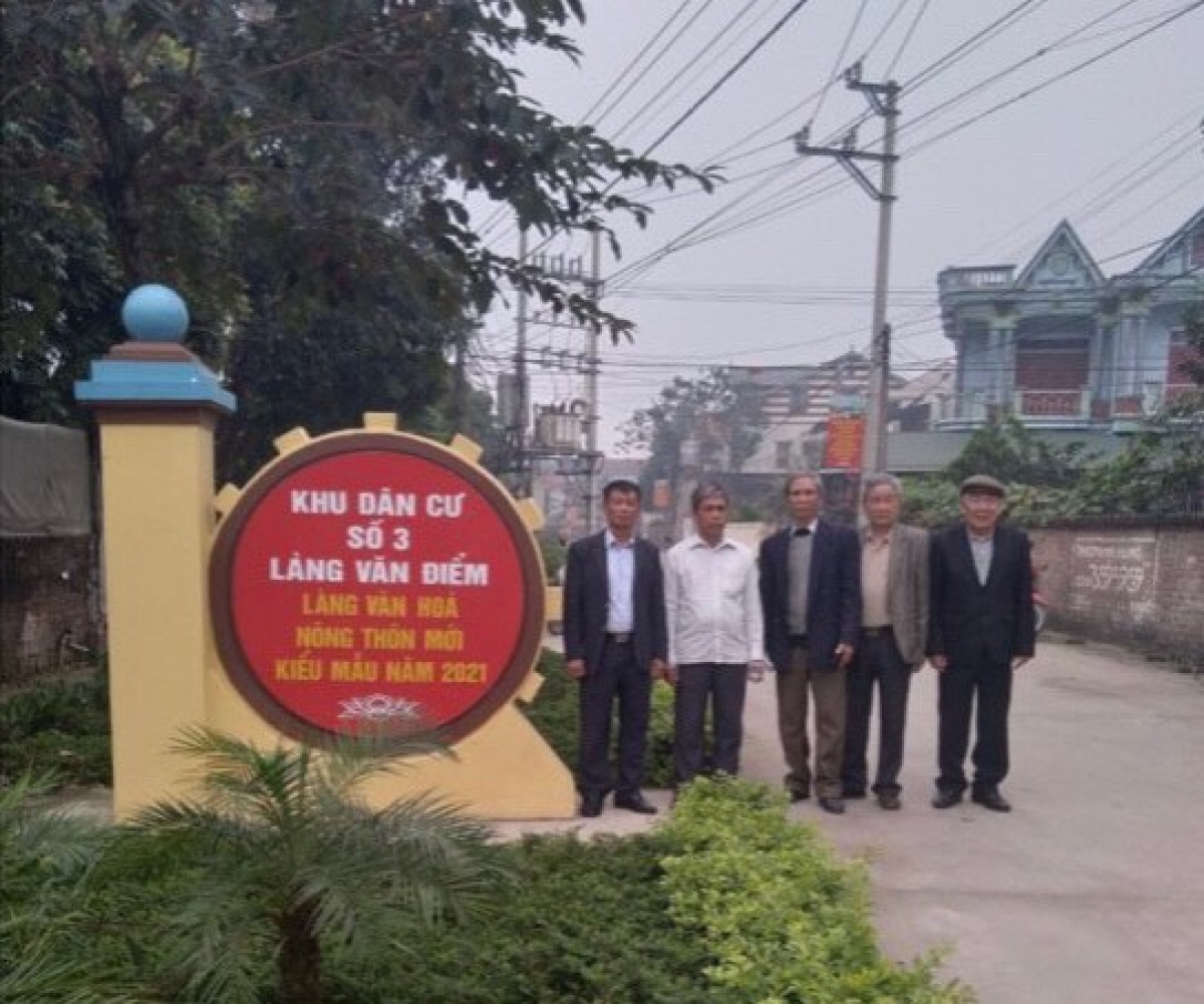 Những thành viên tổ cứu hộ hội CCB huyện Lâm Thao, tỉnh Phú Thọ