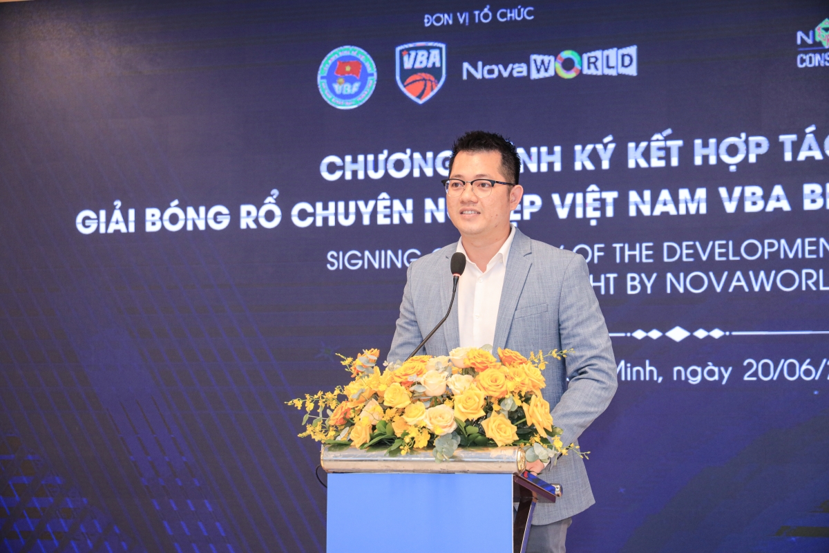 Ông Trần Chu Sa - Giám đốc điều hành VBA phát biểu tại lễ kí kết