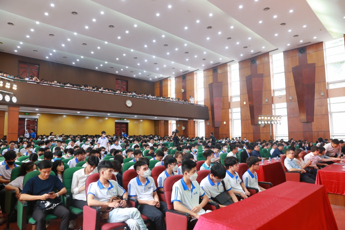 Chủ đề  và nội  dung Hội thảo nhận được sự quan tâm của đông đảo sinh viên ĐH Xây dựng Hà Nội 