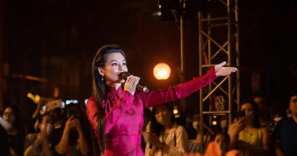 Bùi Lan Hương được đánh giá là cover nhạc Trịnh thành công nhất gần đây