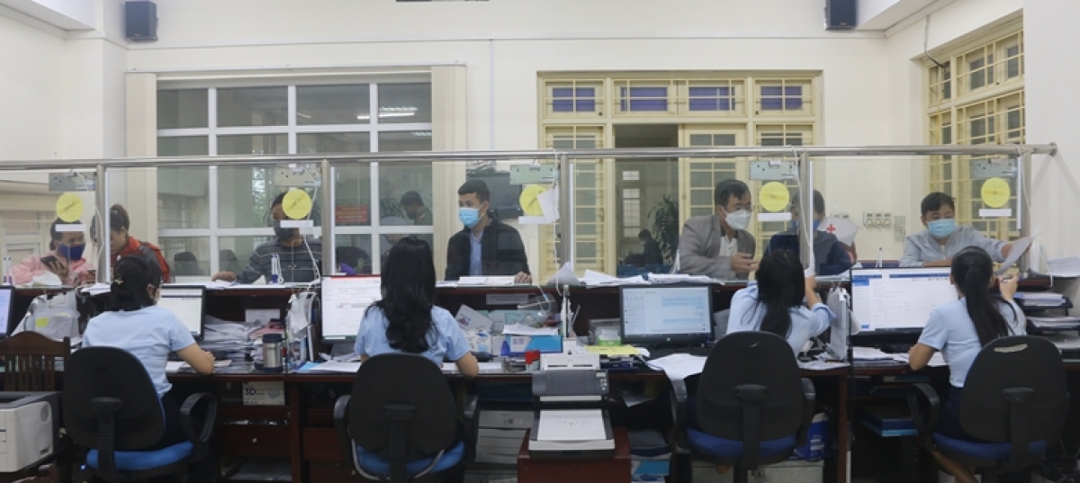 Bộ phận “Một cửa điện tử tập trung” tại BHXH tỉnh Quảng Bình
