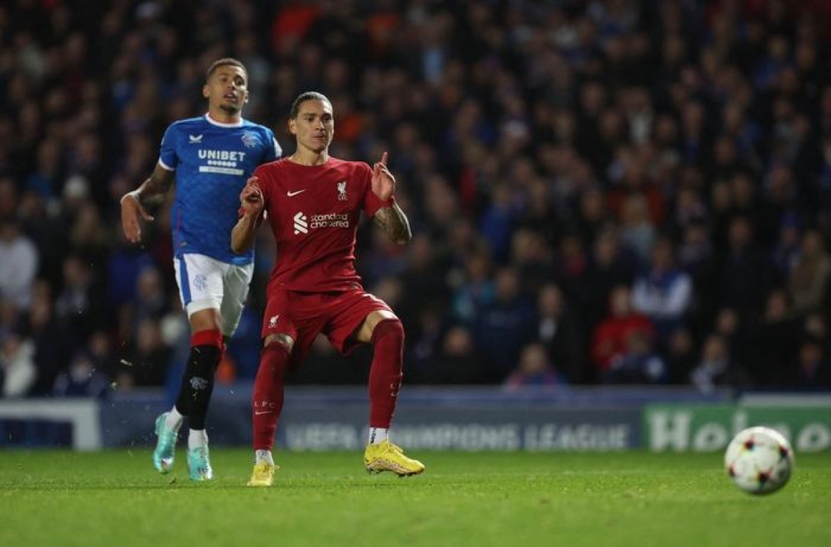 Darwin Nunez nới rộng khoảng cách lên 3-1 cho Liverpool (Ảnh: Internet)