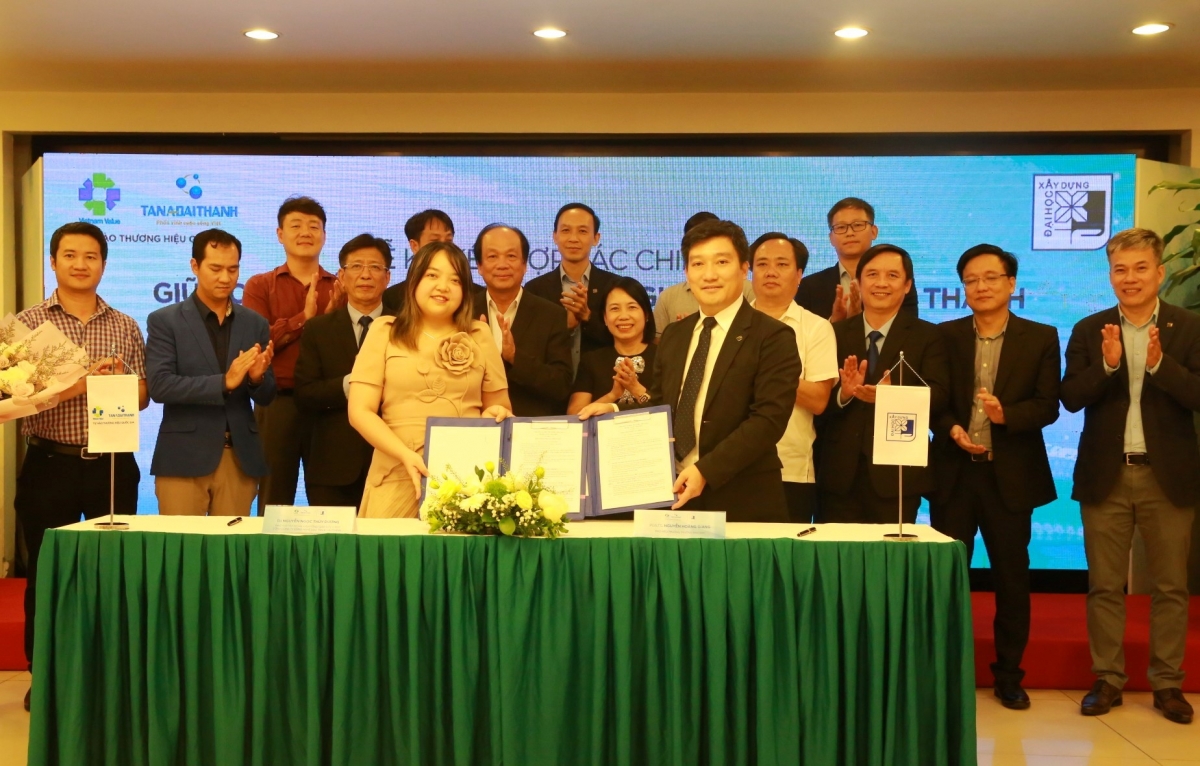 Lễ Ký kết hợp tác giữa Trường Đại học Xây dựng Hà Nội và Tập đoàn Tân Á Đại thành 