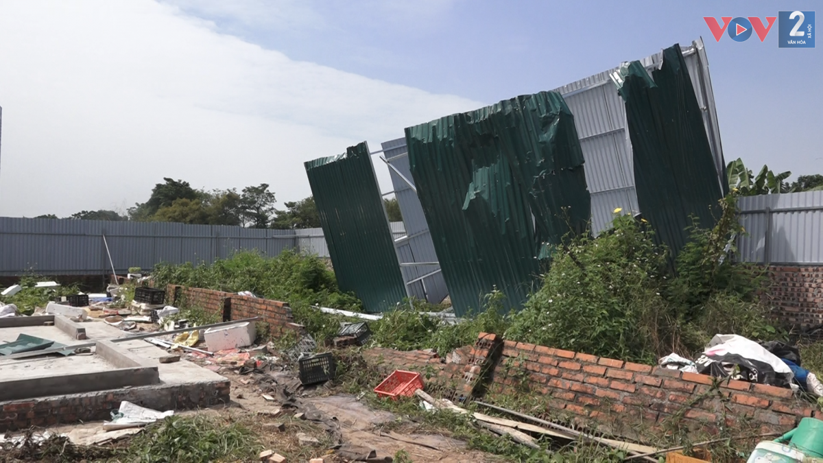 Nhà tạm để dụng cụ sản xuất của gia đình ông Nhung bị UBND phường tự ý phá dỡ