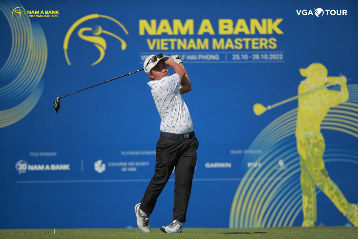 Golfer Nguyễn Hữu Quyết mất ưu thế dẫn điểm sau ngày thi đấu thứ ba