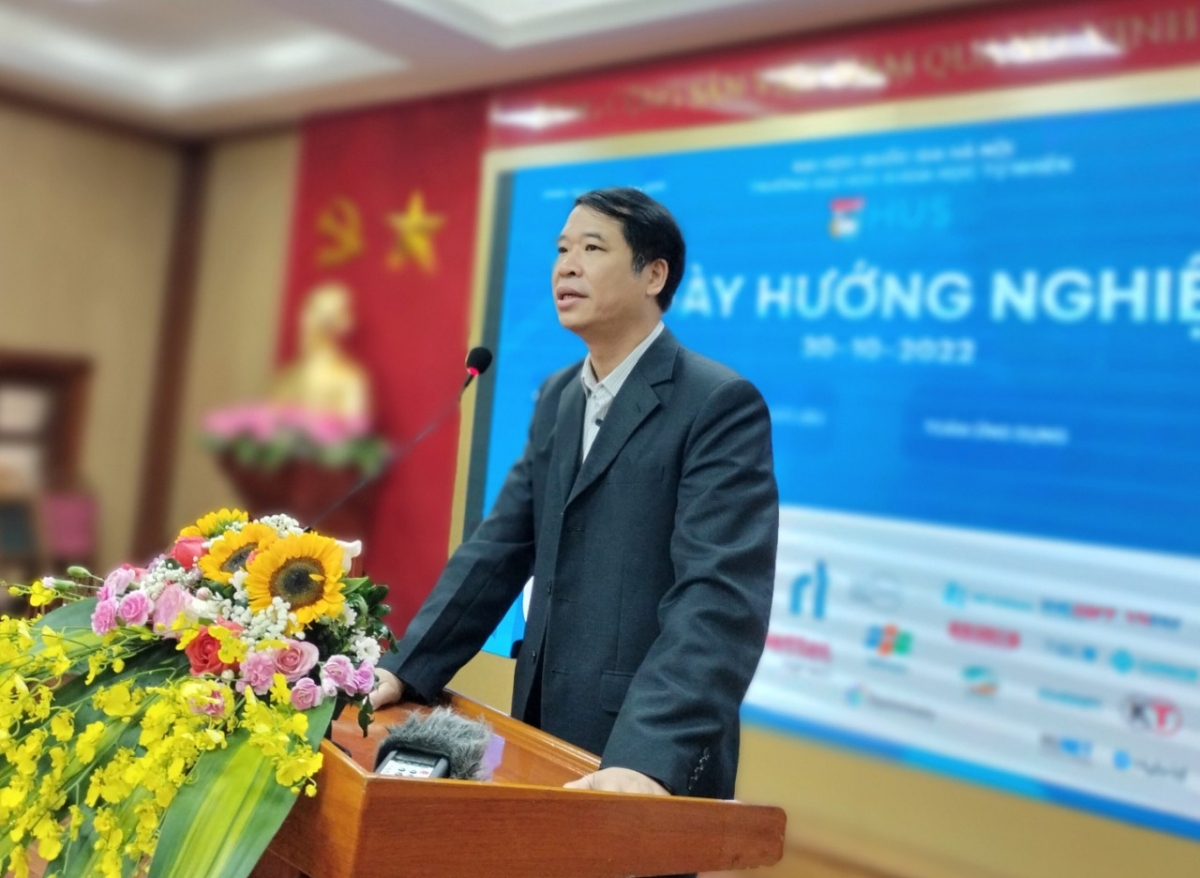 GS.TS Lê Thanh Sơn, Phó Hiệu trưởng Trường Đại học Khoa học Tự nhiên
(ĐHQG Hà Nội)