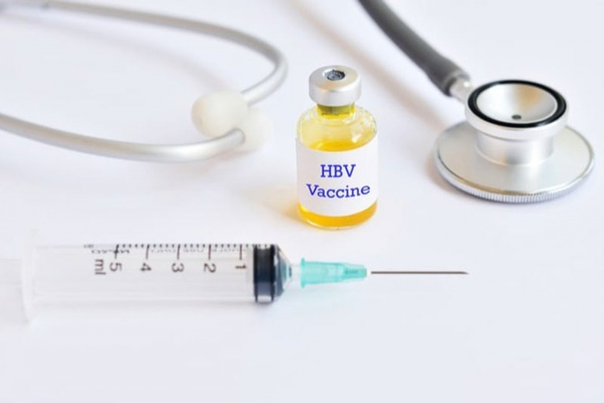 Tiêm vaccine viêm gan B là biện pháp đẩy lùi ca nhiễm virus HBV