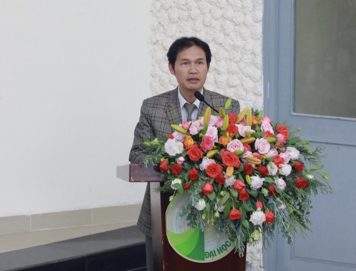 PGS.TS Nguyễn Tất Thắng - Phó Hiệu trưởng trường ĐH Đà Lạt phát biểu khai mạc Hội nghị 