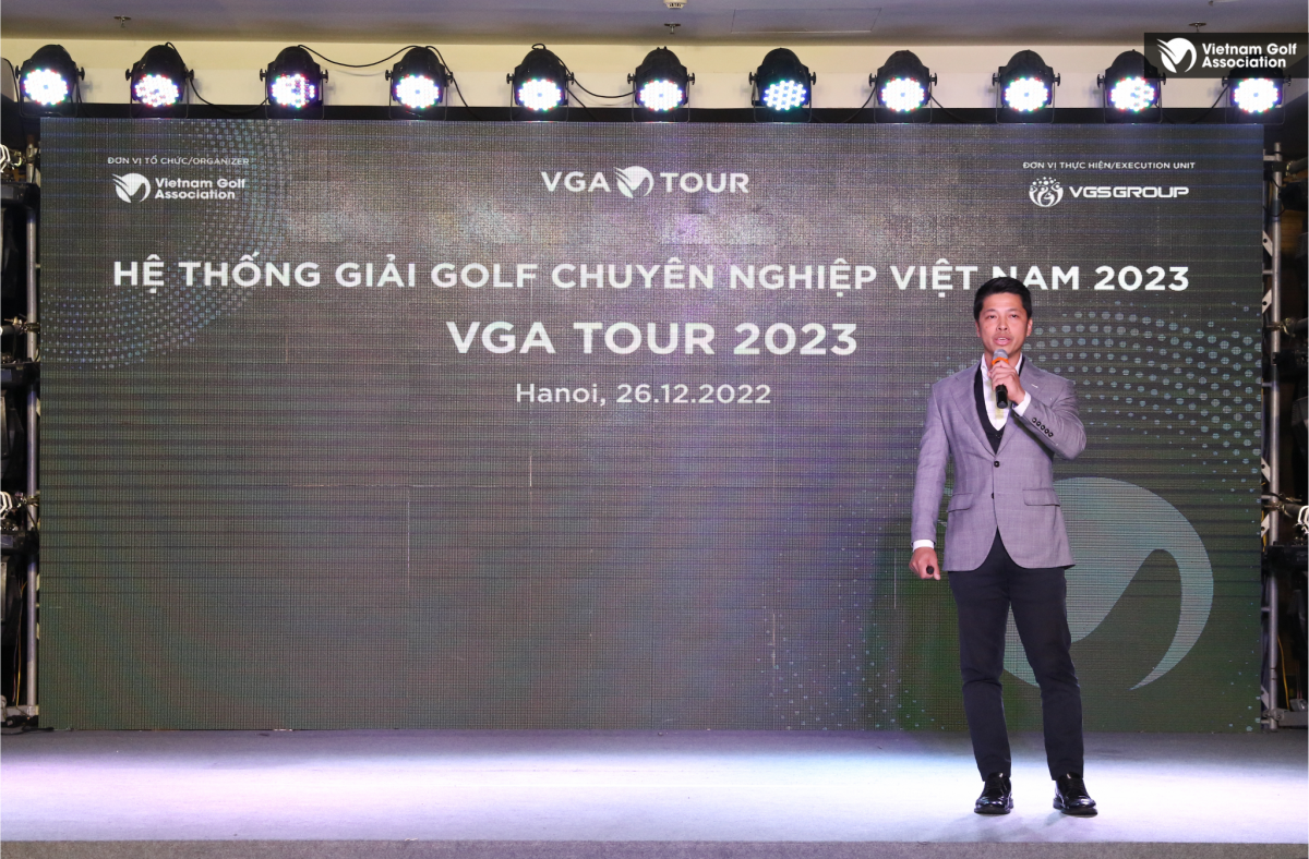 Ông Nguyễn Thái Dương - Phó TTK VGA giới thiệu hệ thống các giải chuyên nghiệp