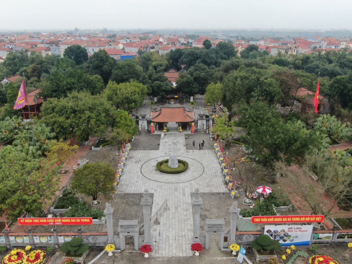 Điểm du lịch Di tích quốc gia đặc biệt đền Hai Bà Trưng, huyện Mê Linh, thành phố Hà Nội.