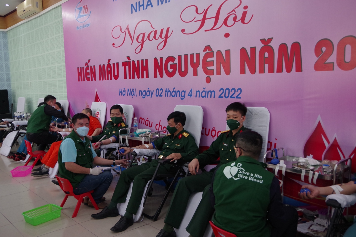 Năm 2022, BVTWQĐ108 phối hợp với nhiều đơn vị huy động được 17.000 đơn vị máu  