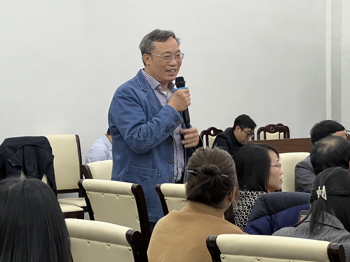 PGS.TS Nguyễn Đức Minh - Phó Viện trưởng Viện KHGD Việt Nam phát biểu tại Hội thảo 