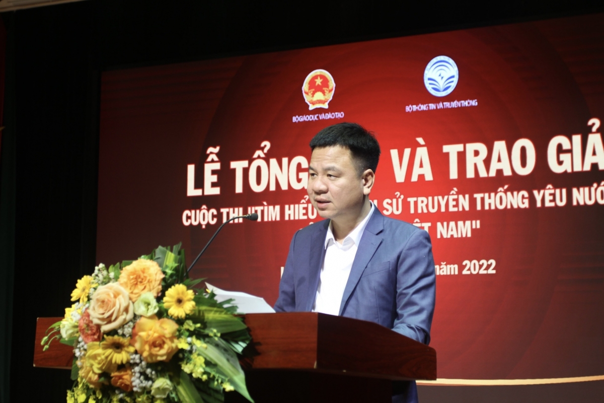 Nhà báo Triệu Ngọc Lâm, Tổng Biên tập Báo Giáo dục và Thời đại, Trưởng Ban tổ chức phát biểu tại Lễ trao giải