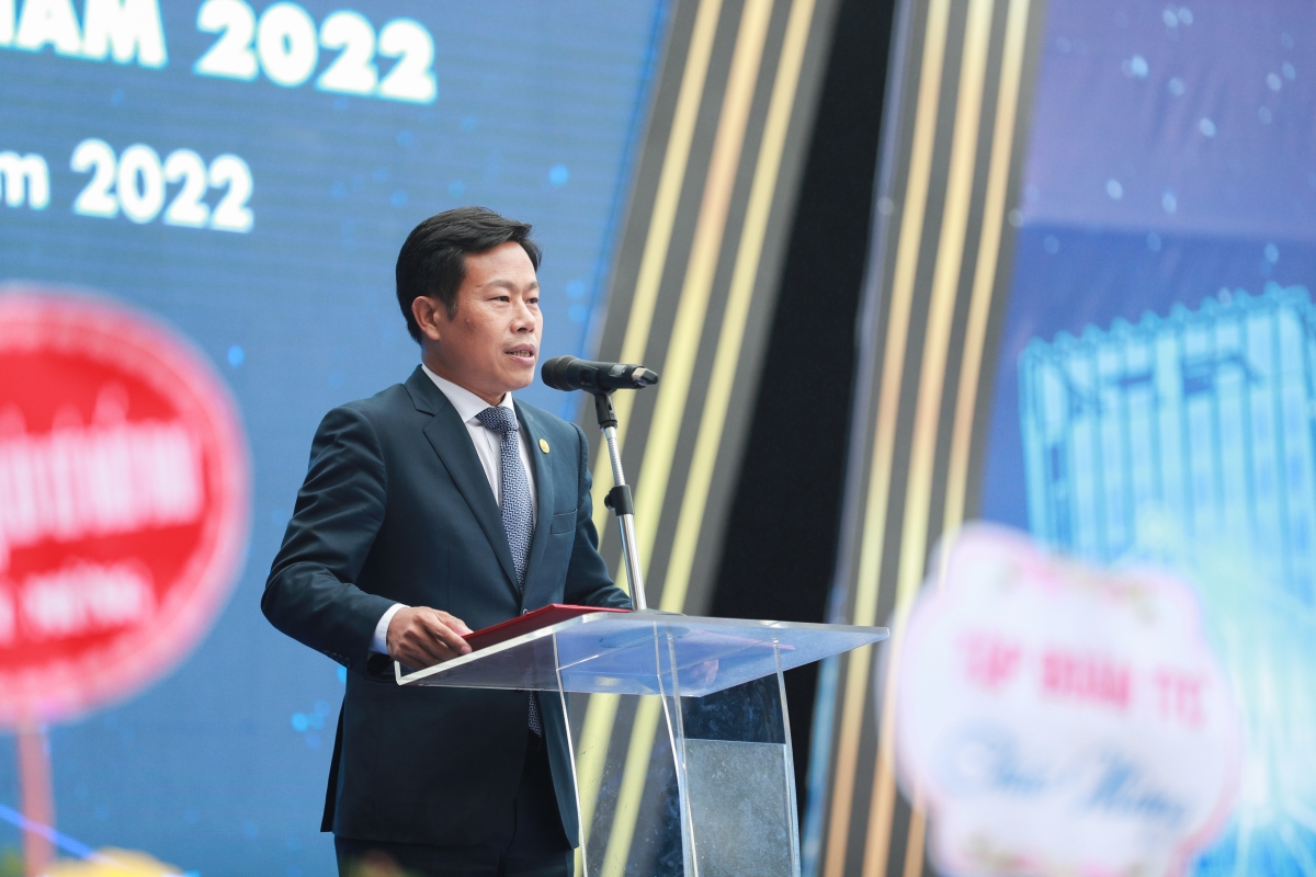 GS.TS Lê Quân - Giám đốc ĐHQGHN phát biểu khai mạc Hội nghị xúc tiến đầu tư 2022