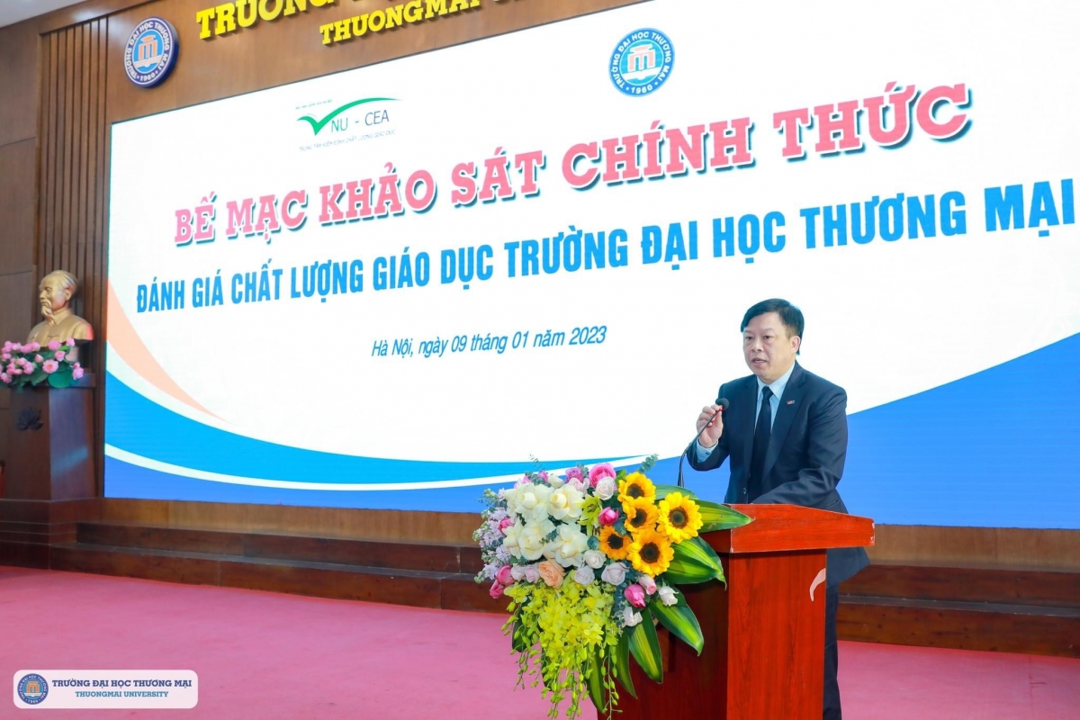 PGS,TS. Hà Văn Sự - Phó Hiệu trưởng trường ĐH Thương Mại phát biểu 