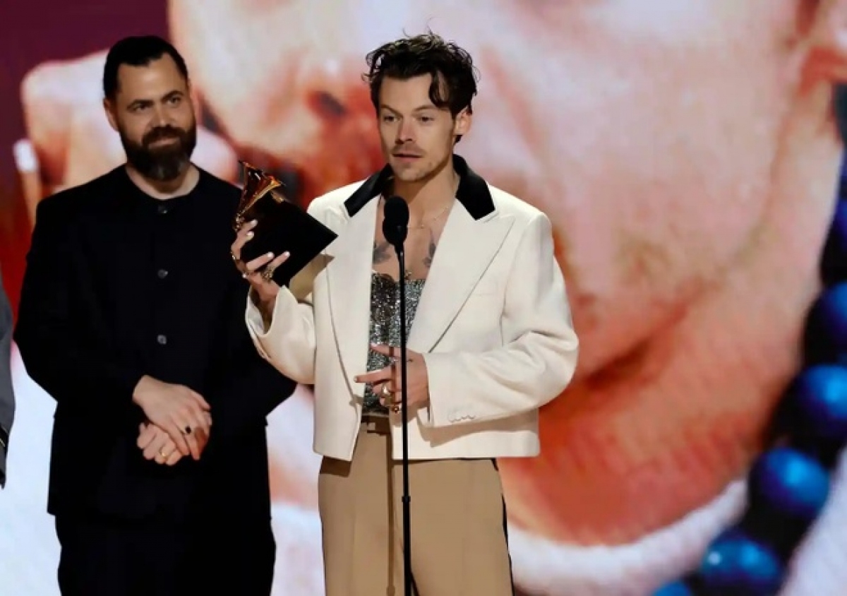 Harry Styles thắng giải "Album của năm" với "Harry's house"