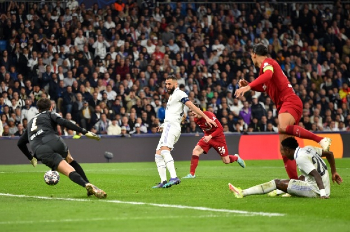 Karim Benzema ghi bàn duy nhất trong trận lượt về