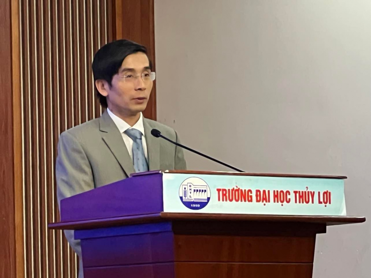 GS.TS Dương Quang Trung phát biểu tại buổi Lễ 