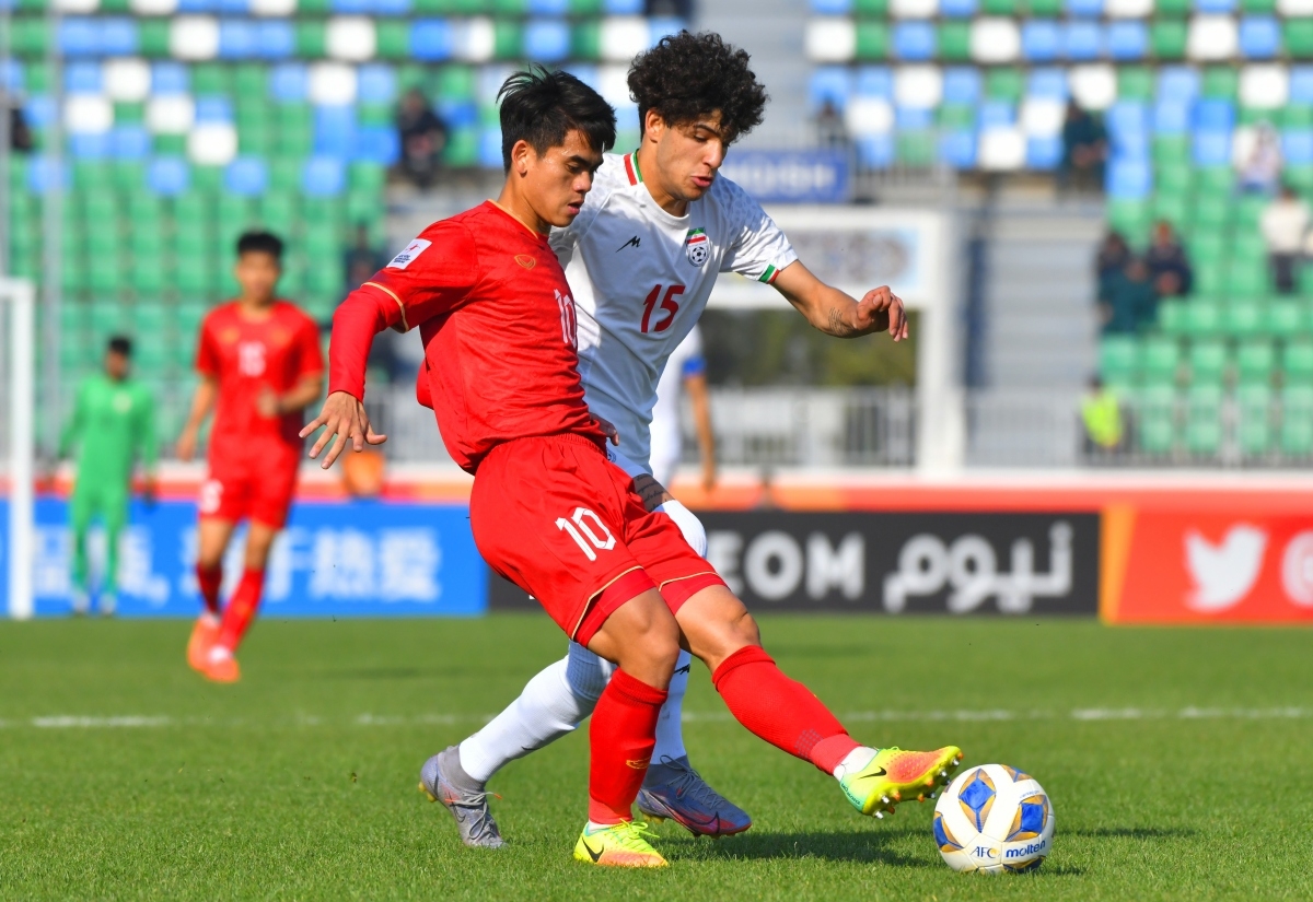 Dù đầy nỗ lực nhưng U20 Việt Nam không thể vượt qua vòng bảng sau trận thua 1-3 trước U20 Iran