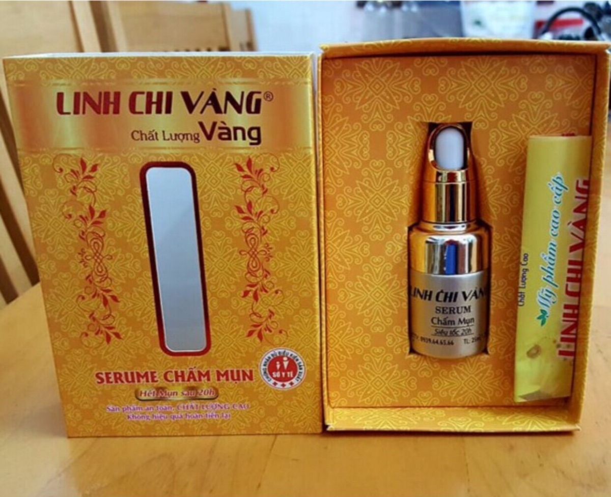 Serum chấm mụn Linh Chi Vàng là một trong 14 sản phẩm mỹ phẩm của công ty Nguyễn Hoàng Na bị thu hồi trên toàn quốc.