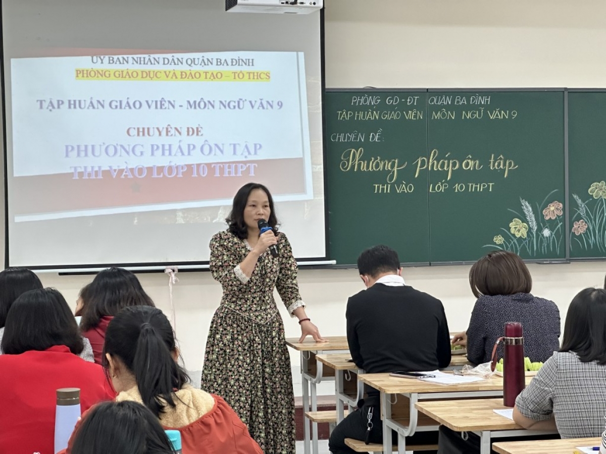Cô giáo Đỗ Thu Hương, giáo viên trường THCS Phan Chu Trinh