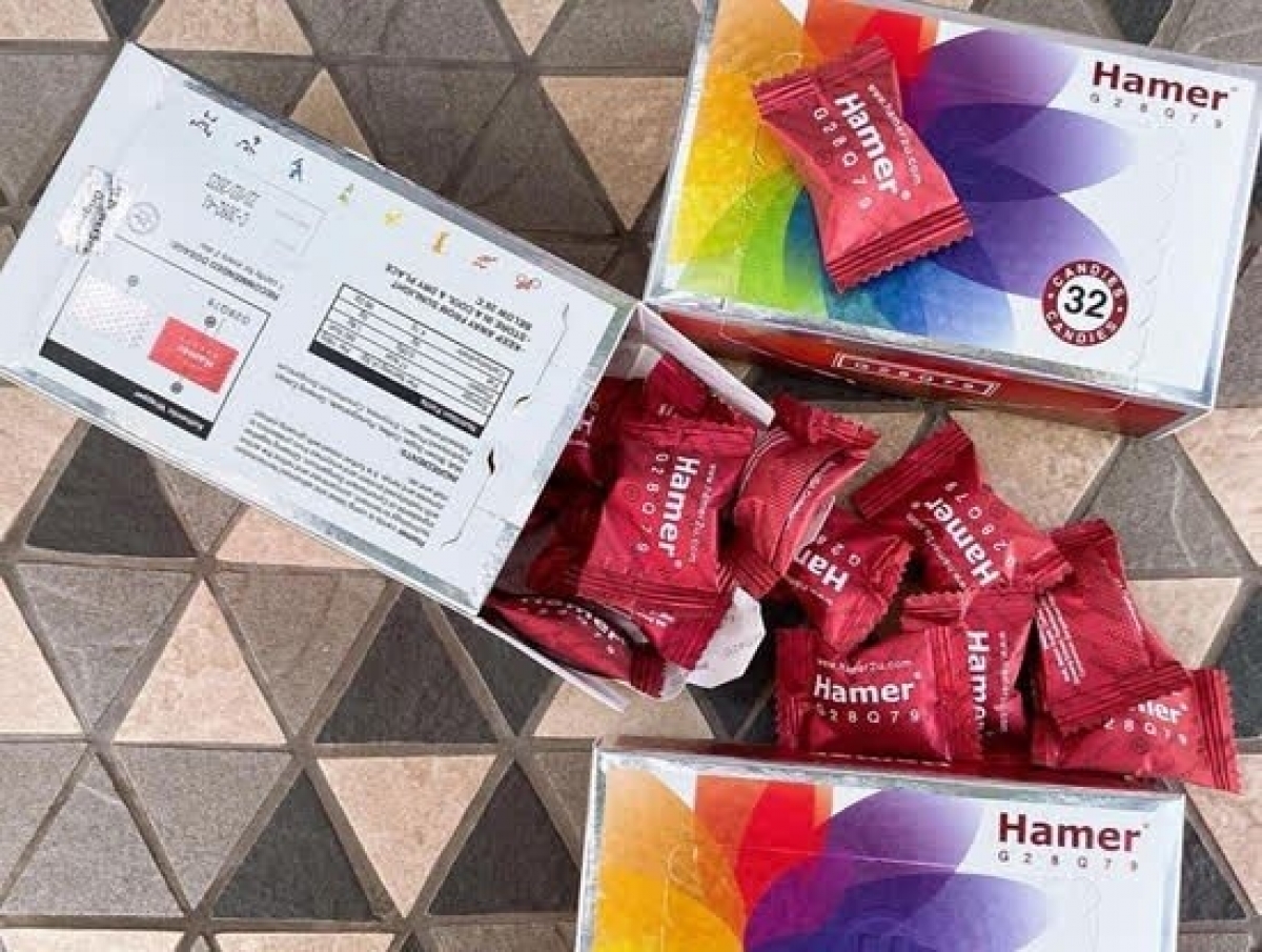Hai trong 6 mẫu kẹo Hamer bị phát hiện chứa chất cấm. 