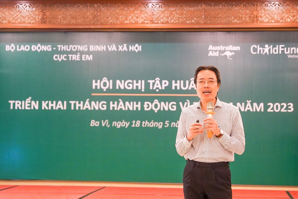 Ông Đặng Hoa Nam, Cục trưởng Cục Trẻ em chia sẻ tại hội thảo
