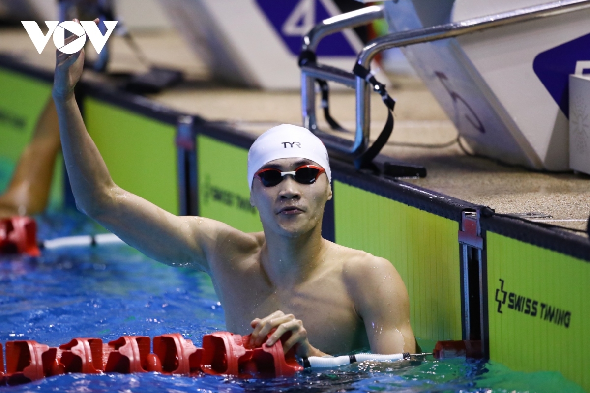Kình ngư Thanh Bảo nắm giữ 2 kỷ lục mới tại SEA Games 32