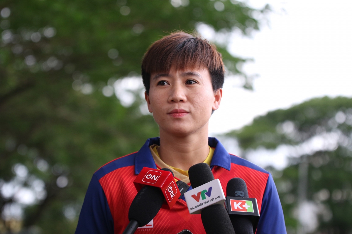 Tuyết Dung khẳng định "chúng tôi sẽ nỗ lực để giành được tấm huy chương vàng SEA Games lần thứ 4 liên tiếp".