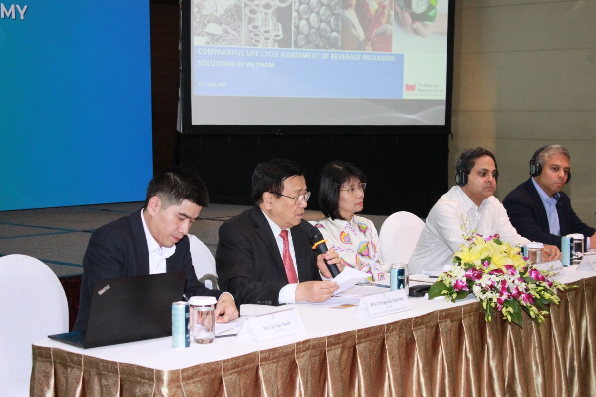 Các chuyên gia Việt Nam và Ấn Độ tại Hội thảo "Giải pháp bao bì bền vững- Mắt xích quan trọng trong nền kinh tế tuần hoàn"