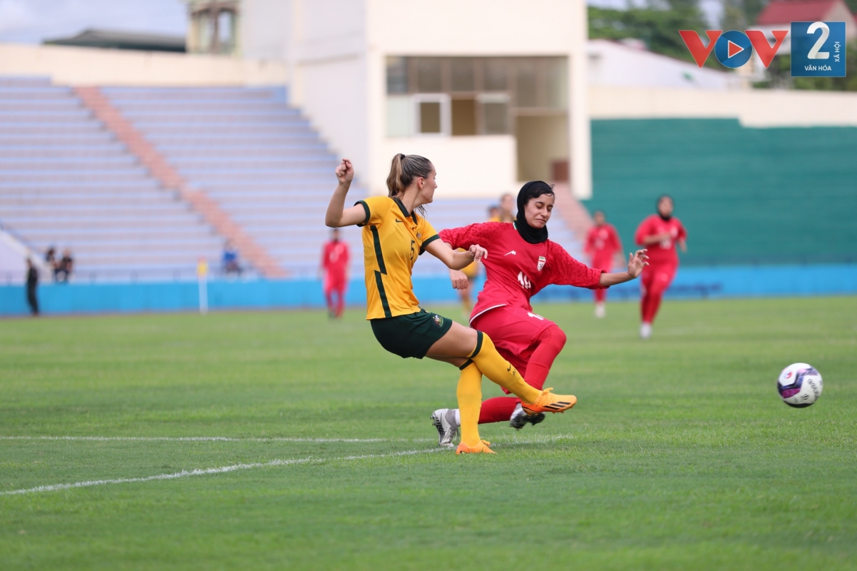 Ở trận đấu diễn ra trước đó, U20 nữ Australia dễ dàng vượt qua U20 nữ Iran cũng với tỉ số 3-0
