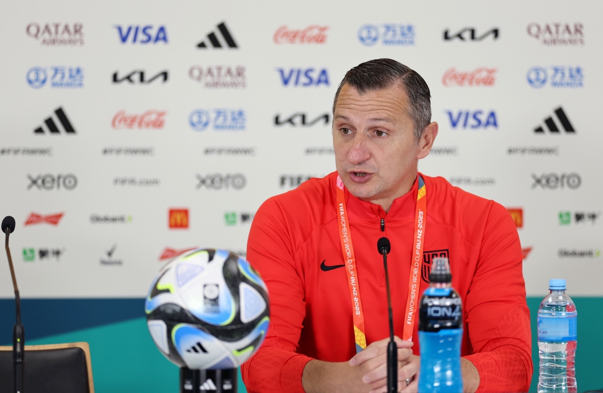 HLV Vlatko Andonovski khen ngợi khả năng phòng ngự của tuyển nữ Việt Nam (Ảnh: FIFA)