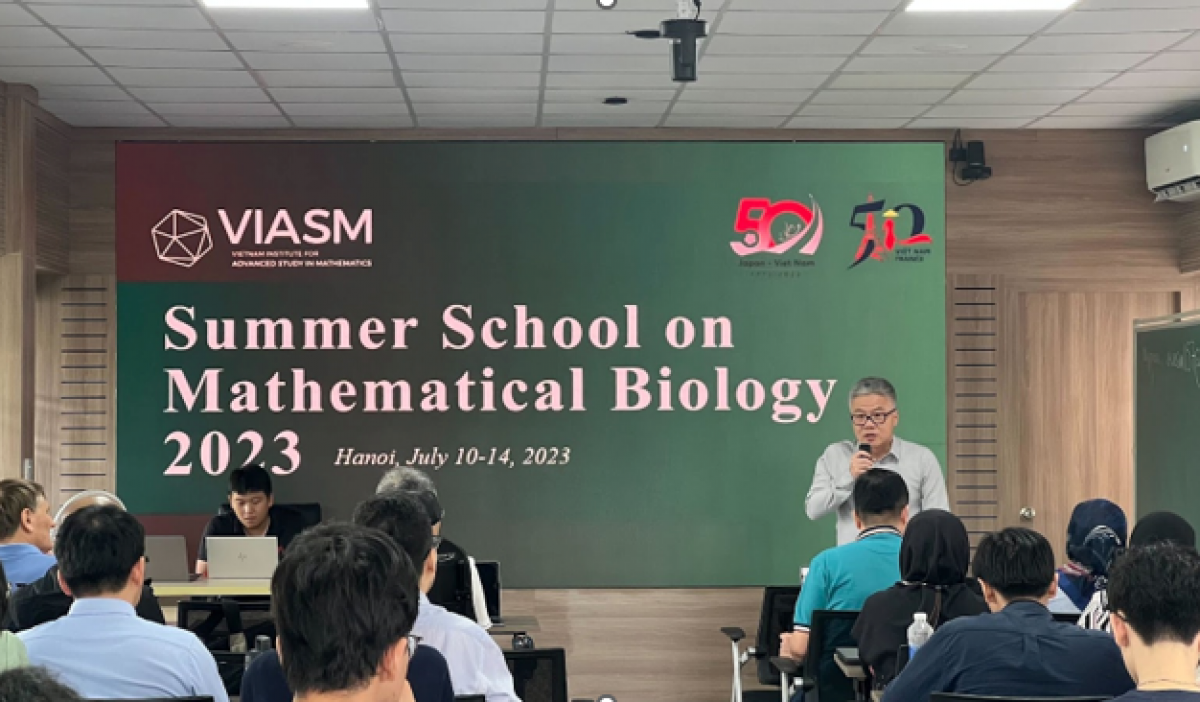    GS.TSKH. Ngô Bảo Châu, Giám đốc khoa học VIASM: Trường hè Toán Sinh 2023  góp phần quan trọng thúc đẩy sự phát triển của cộng đồng nghiên cứu Toán học và Khoa học nói chung.