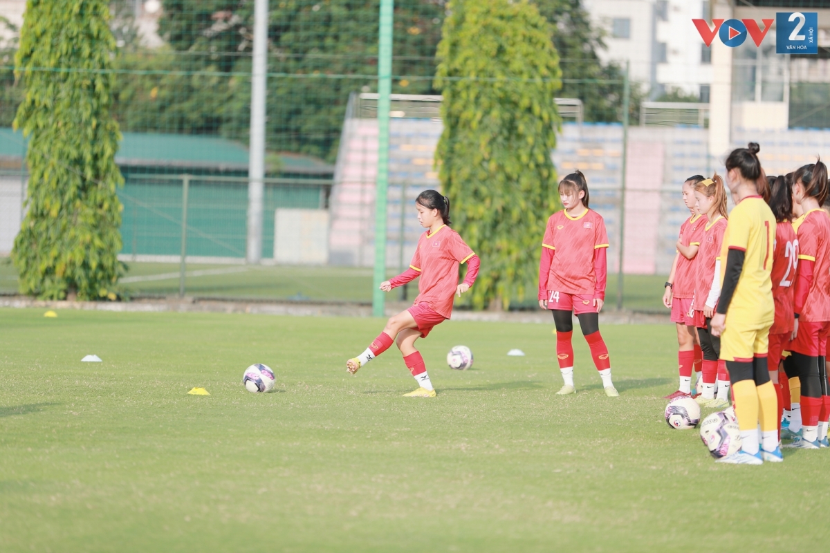 ĐT U17 nữ Việt Nam tích cực rèn luyện chuẩn bị tham dự vòng loại 2 giải bóng đá U17 nữ châu Á 2024