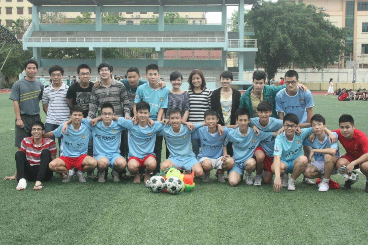 Giải bóng đá học sinh trường THPT Nguyễn Tất Thành - Hà Nội