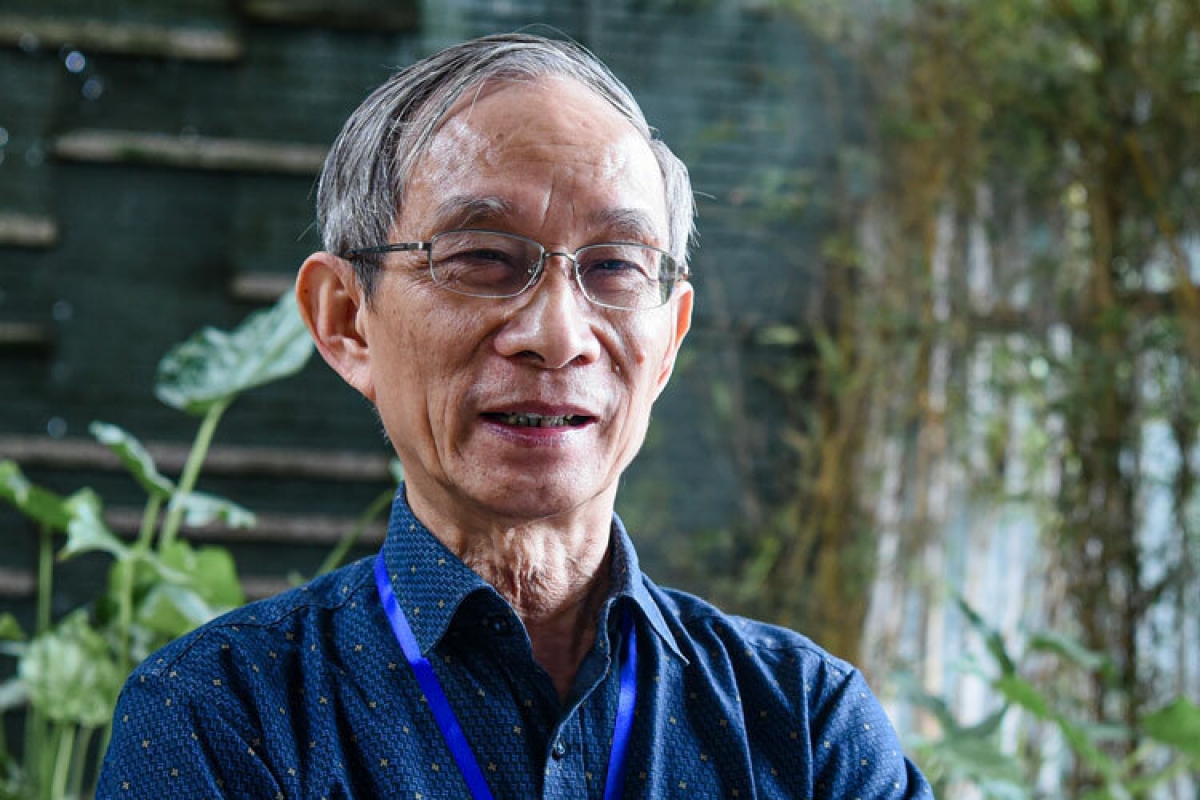Thầy Nguyễn Xuân Khang, Hiệu trưởng Trường Marie Curie Hà Nội