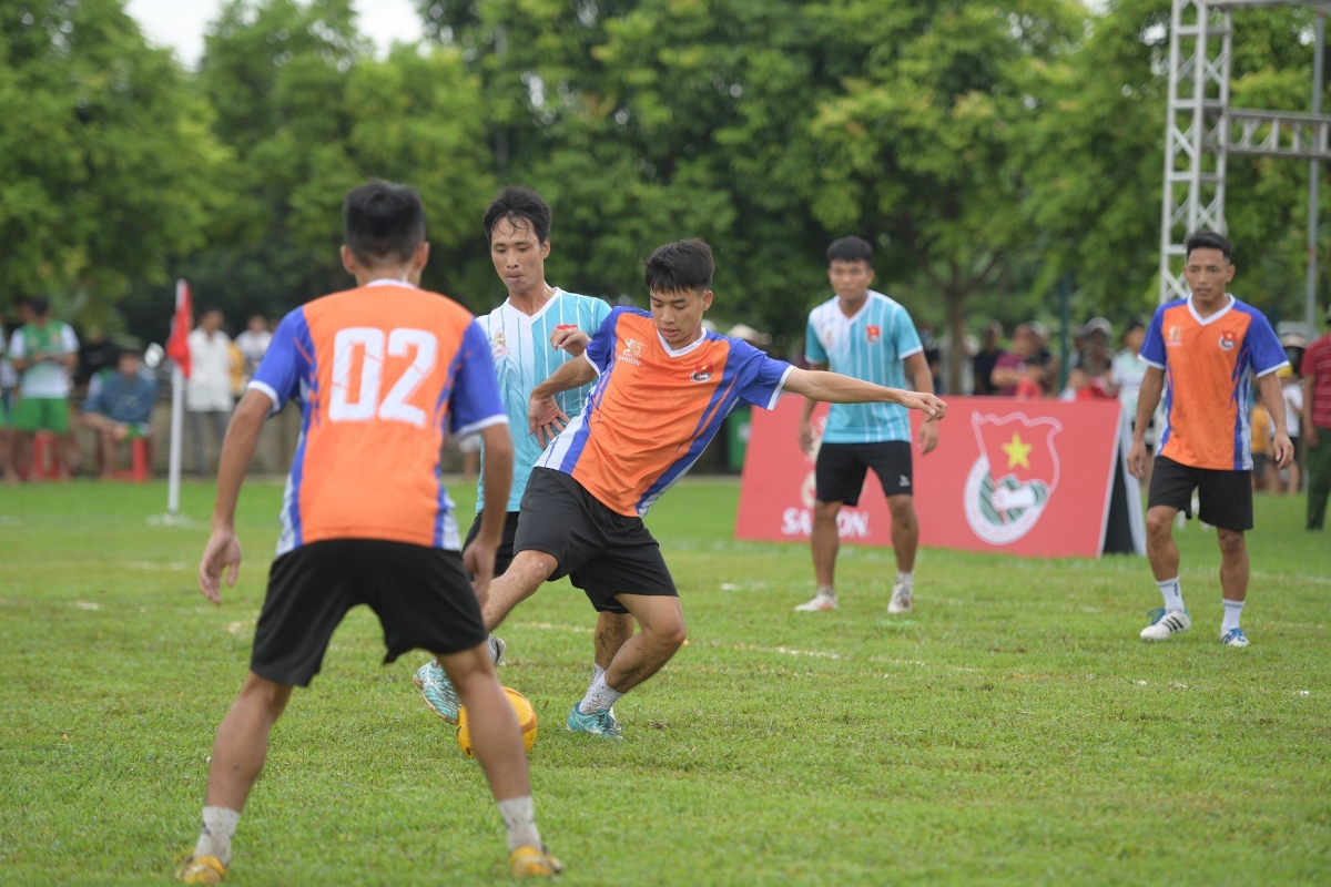 Giải bóng đá giao hữu Thanh niên – Cup Bia Sài Gòn 2023 chào mừng thành công giai đoạn 1 dự án "Nâng bước thể thao"
