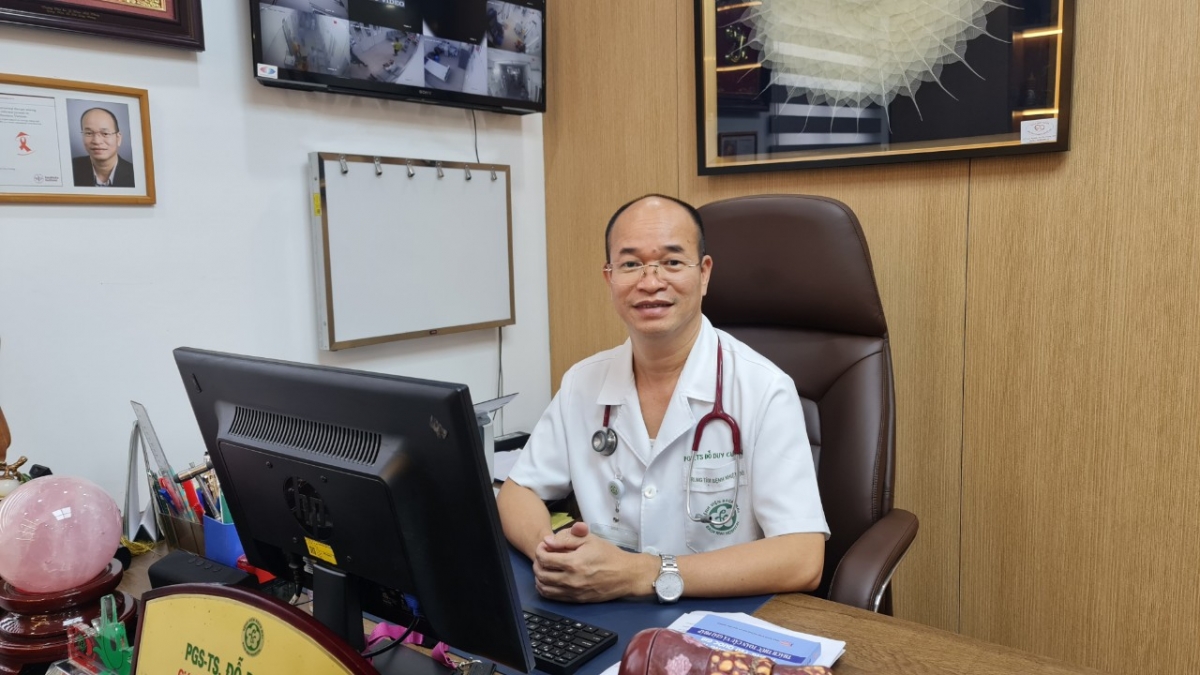 PGS.TS Đỗ Duy Cường – Giám đốc Trung tâm Bệnh nhiệt đới, Bệnh viện Bạch Mai