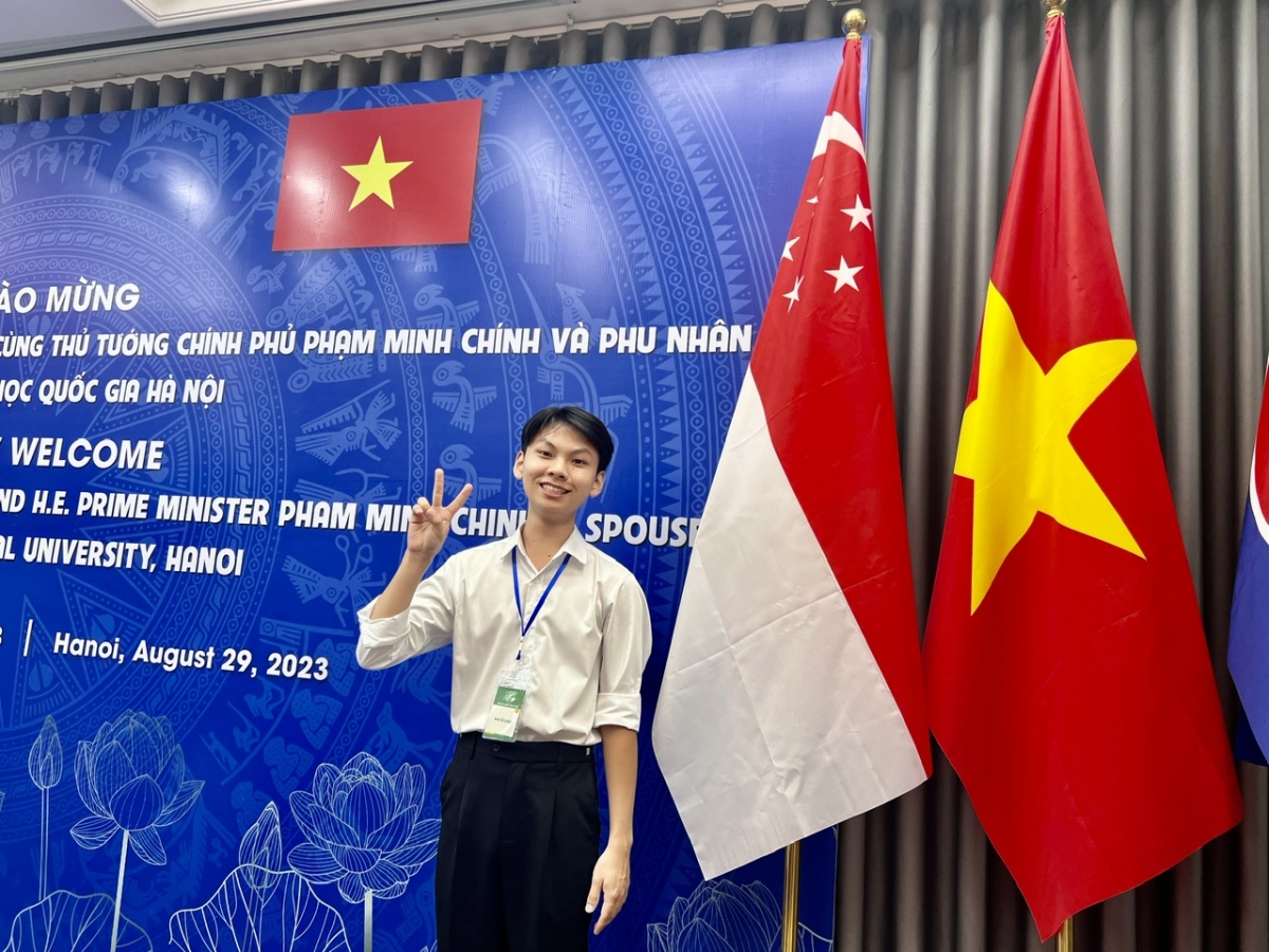 Nguyễn  Anh Vũ, sinh viên năm thứ 4 khoa Tiếng Trung, trường ĐHNN (ĐHQGHN)