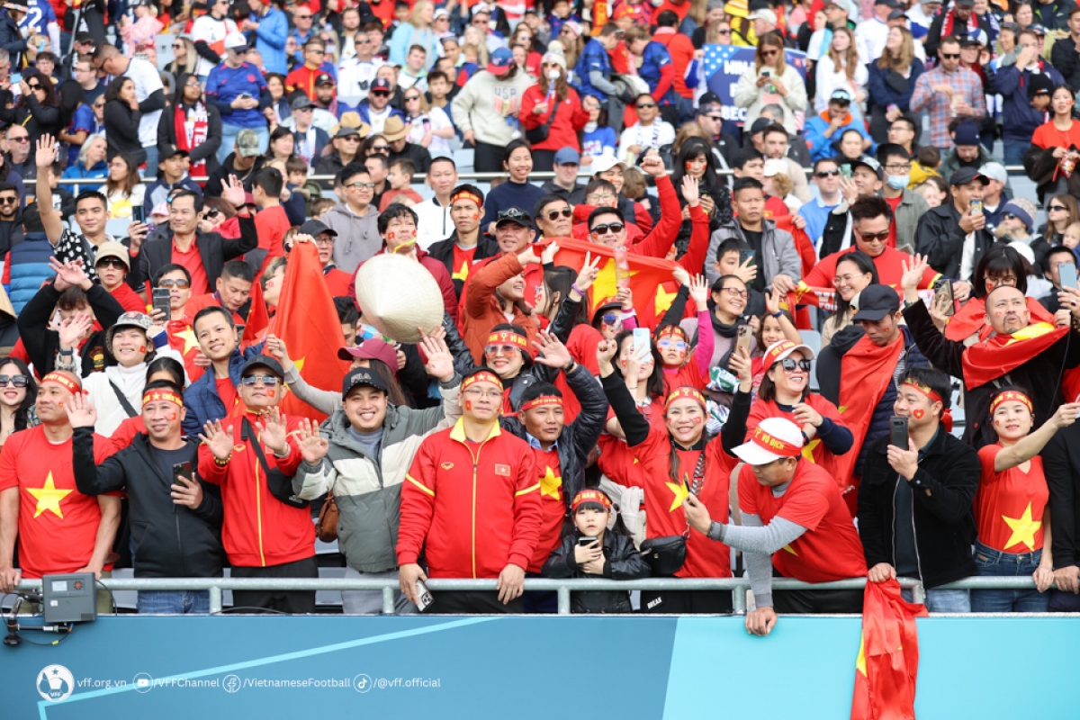 Tuyển nữ Việt Nam luôn có sự đồng hành của người hâm mộ tại World Cup 2023 (Ảnh: Đức Đồng)