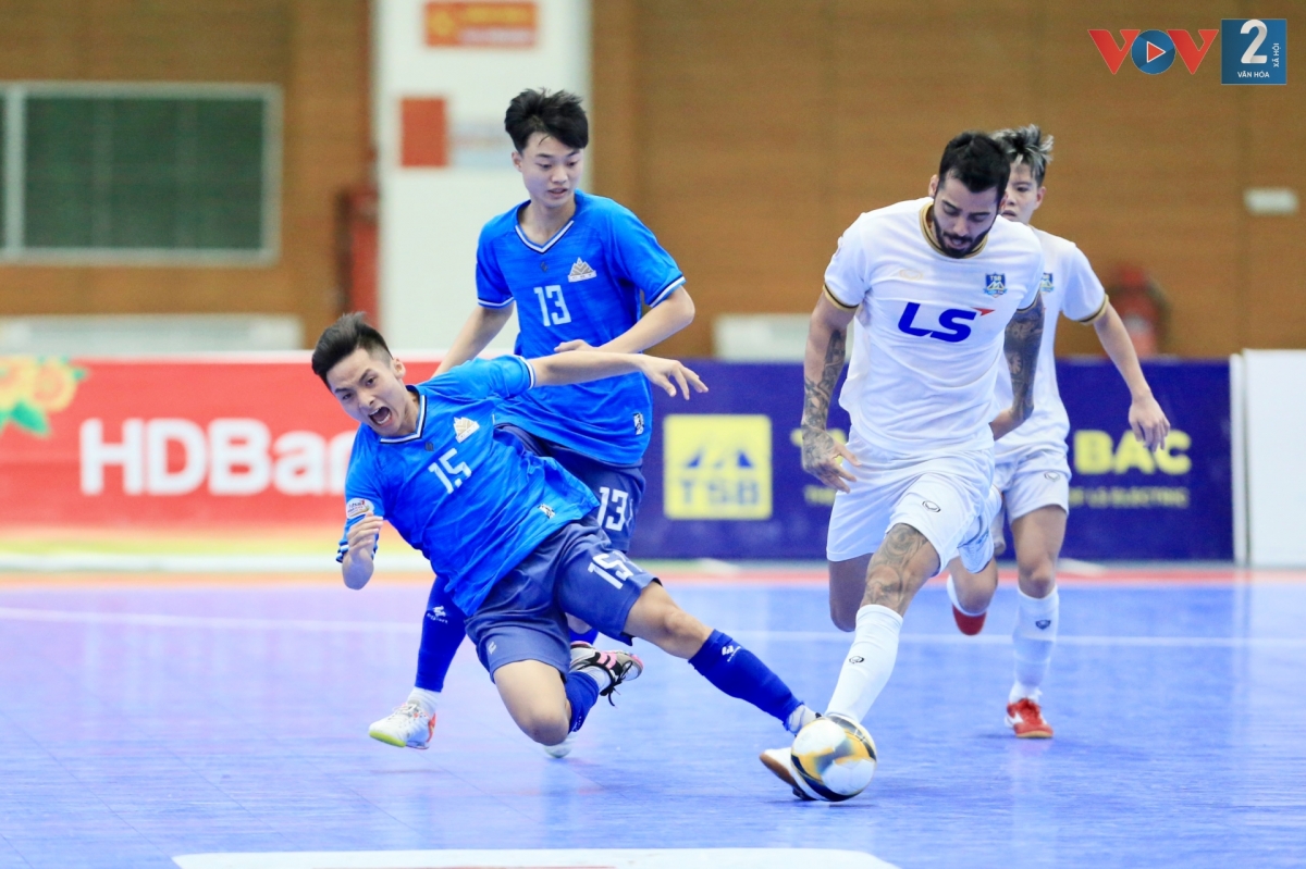 Ở trận đấu diễn ra trước đó Thái Sơn Bắc giành chiến thắng tối thiểu 1-0 trước Cao Bằng để cán đích ở vị trí thứ ba chung cuộc.