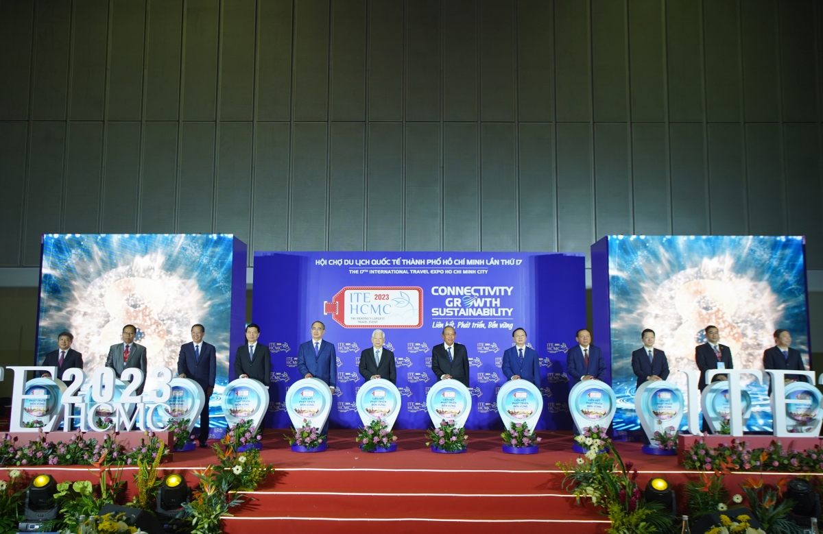 Lễ cắt băng khai mạc Hội chợ Du lịch Quốc tế Thành phố Hồ Chí Minh lần thứ 17 (ITE HCMC 2023). Ảnh: Sở Du lịch TP HCM
