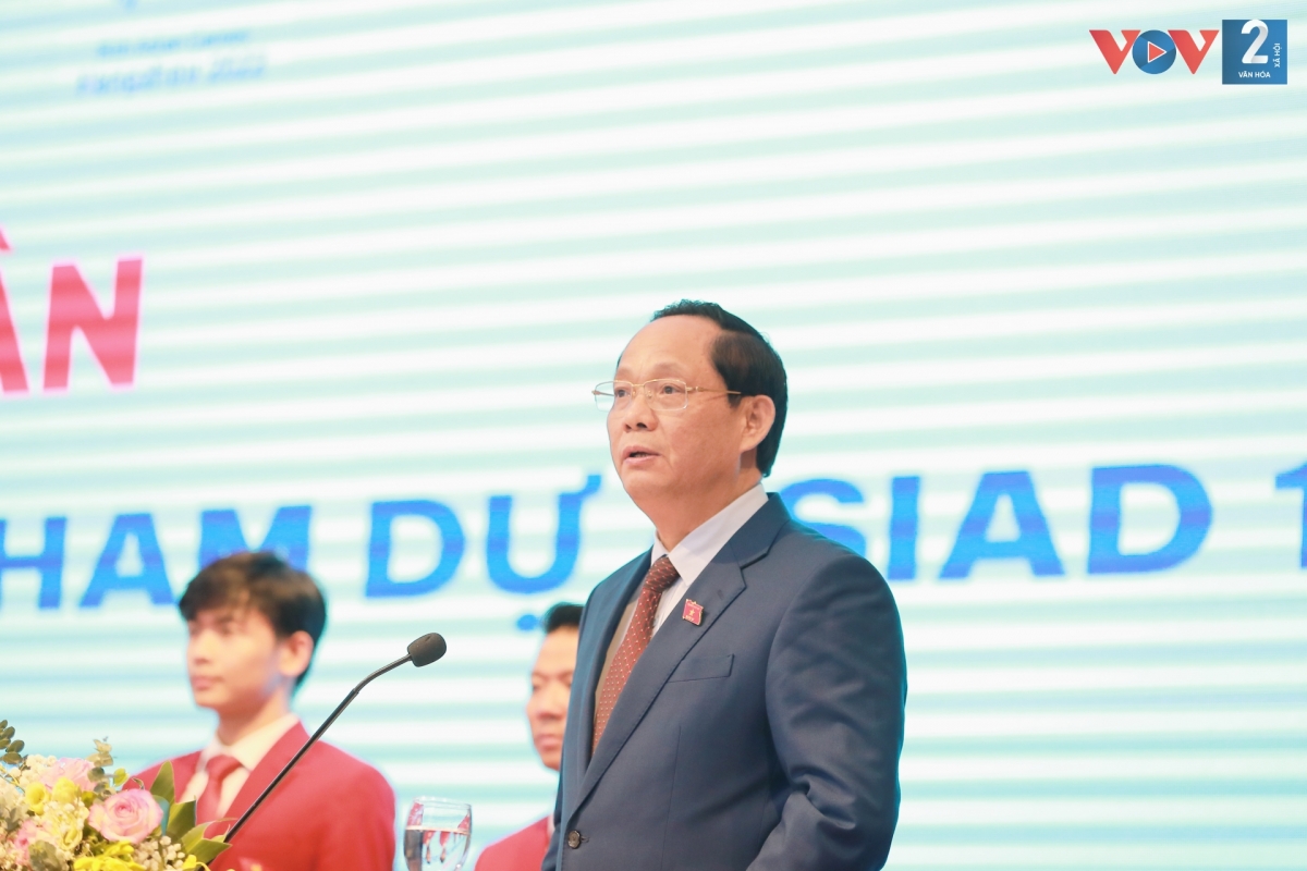 Phó chủ tịch Quốc Hội Trần Quang Phương giao nhiệm vụ cho đoàn thể thao Việt Nam tham dự Asiad 19